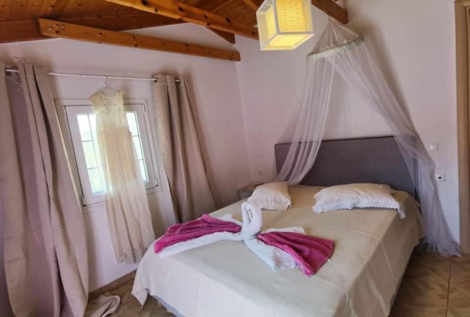 Villa Julia House à Andipáta Extérieur photo